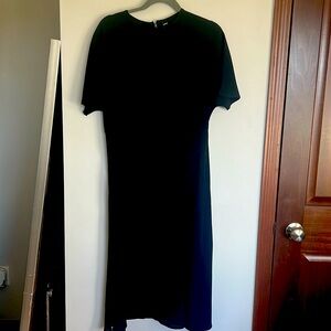 Black Simple long moderate coverage dress Size M